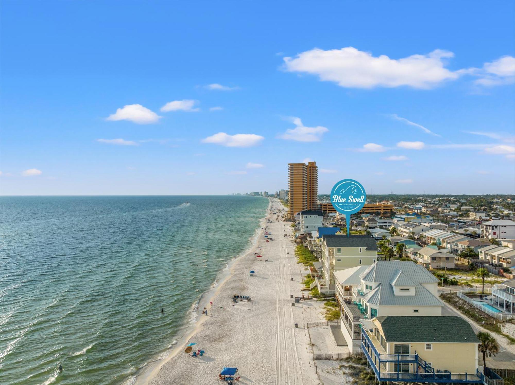 Holiday home Pineapple Paradise! 6br 7ba Beachfront House! Private Pool! Grill! Sleeps 16! Panama City Beach